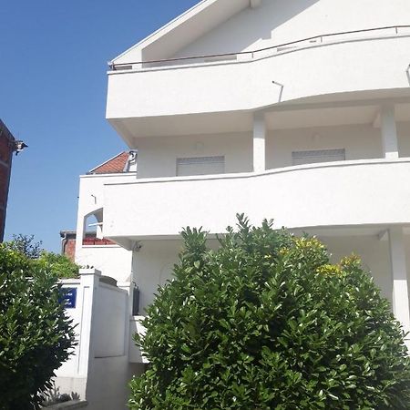 Lilishouse Prenociste Appartamento Belgrado Esterno foto